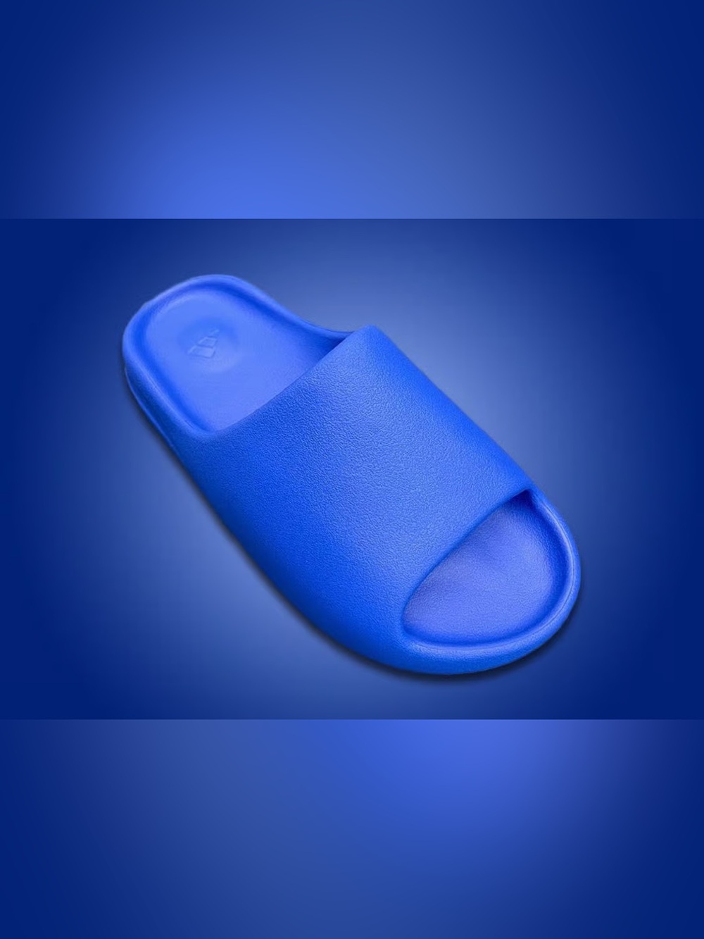 Brand New: Yeezy Azure Slides Size M 9
